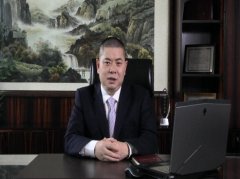 专访新能源汽车聚马飞腾董事长荣红